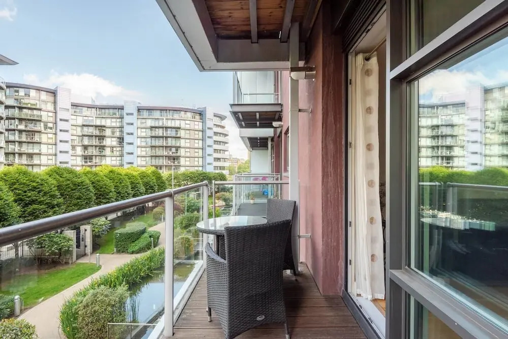Gorgeous 2 Bed, with Balcony, Battersea