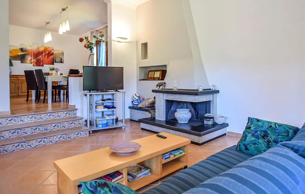 3 Bedroom Lovely Home In S M Di Castellabate