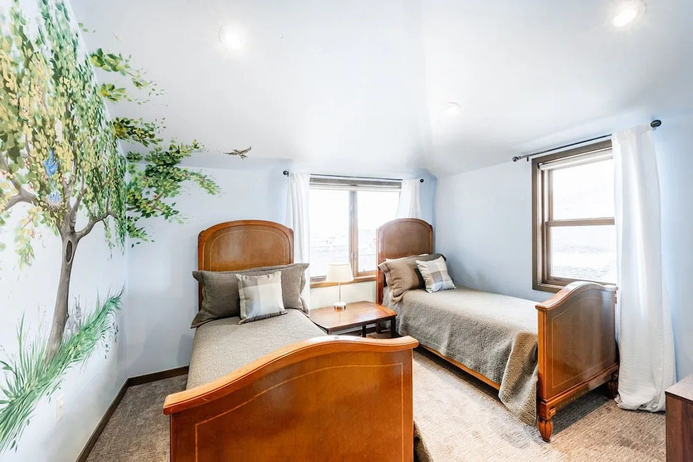 1212 Empire Avenue 4 Bedroom Home