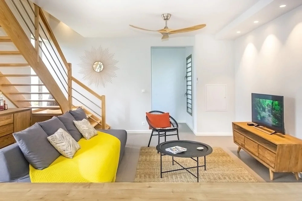 Escale Chic ! Villa de charme au cœur du village balnéaire de Saint-Gilles