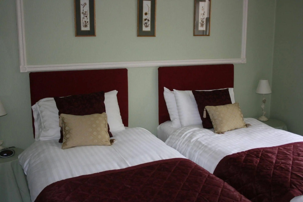 Ravenscourt Guest House