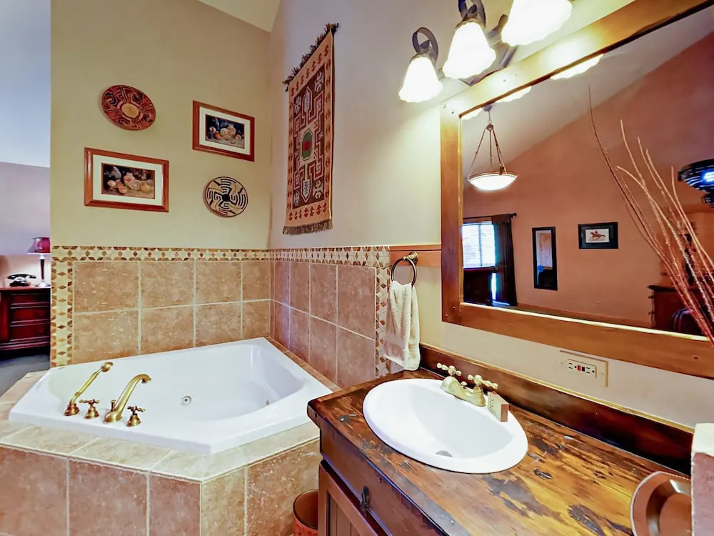 1688 Village Round Dr Home 5 Bedrooms 3 Bathrooms Home
