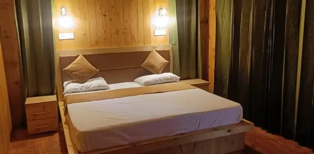 Harsil apple homestay