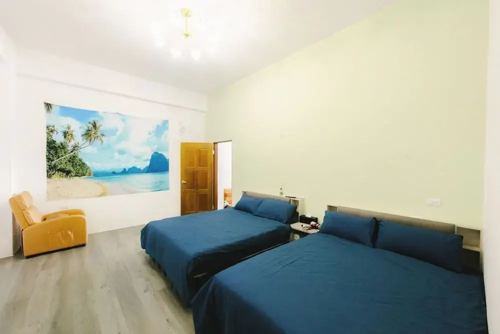 Grand Whale B&B Green Island