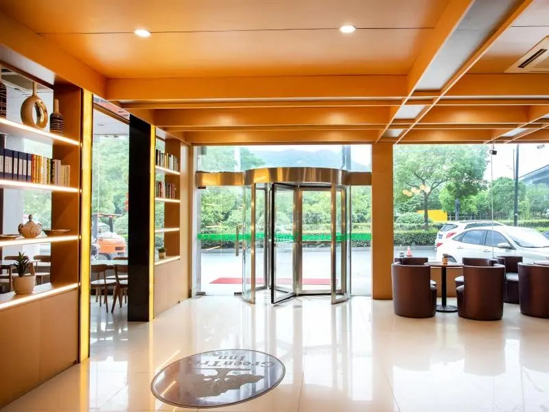 VX Hotel Hangzhou Banshan