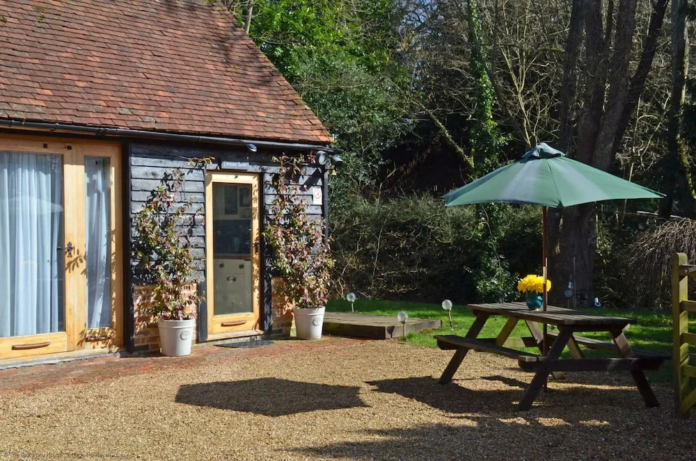 Priors Barn