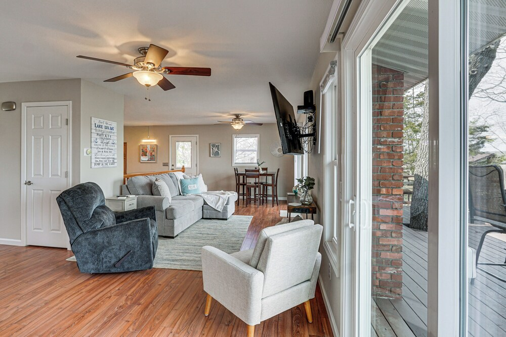 Group Getaway! Osage Beach Escape w/ Private Dock