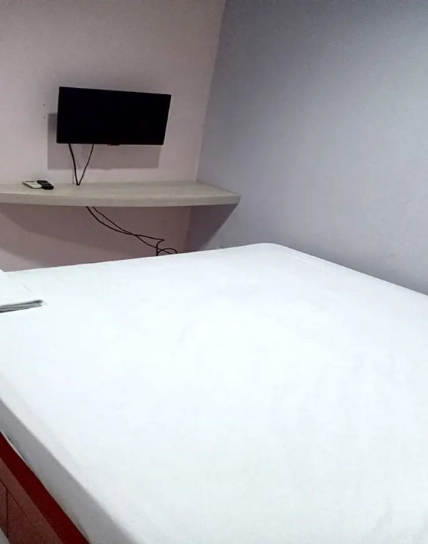 Super OYO 91104 Griya Mitra Residence
