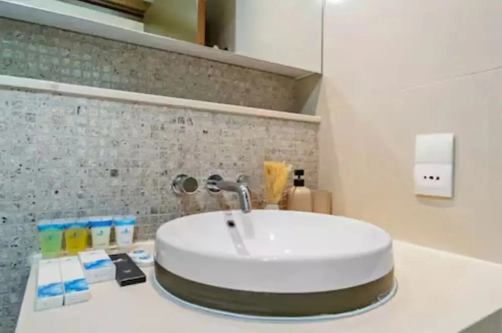 Lux Upscale Living Walk to Dubai Mall