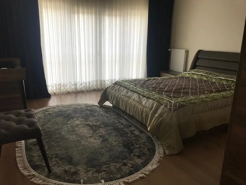 Zanos Apartments