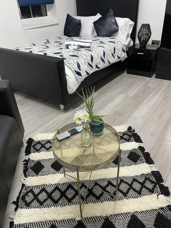 BV Lush Studio At Queensgate Huddersfield
