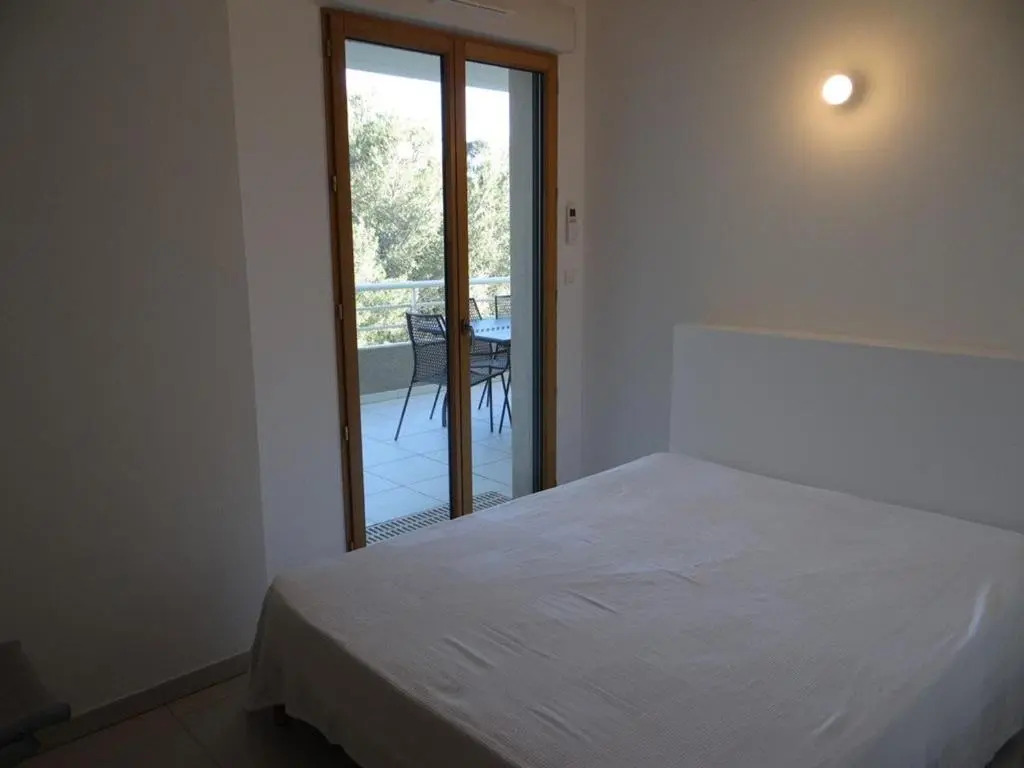 Appartement Cavalaire-sur-Mer, 3 pièces, 6 personnes - FR-1-100-226