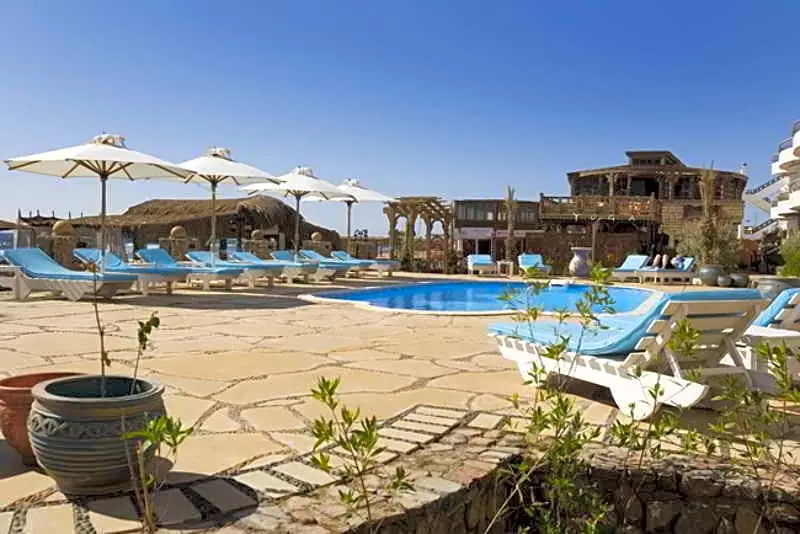 Coral Coast Hotel