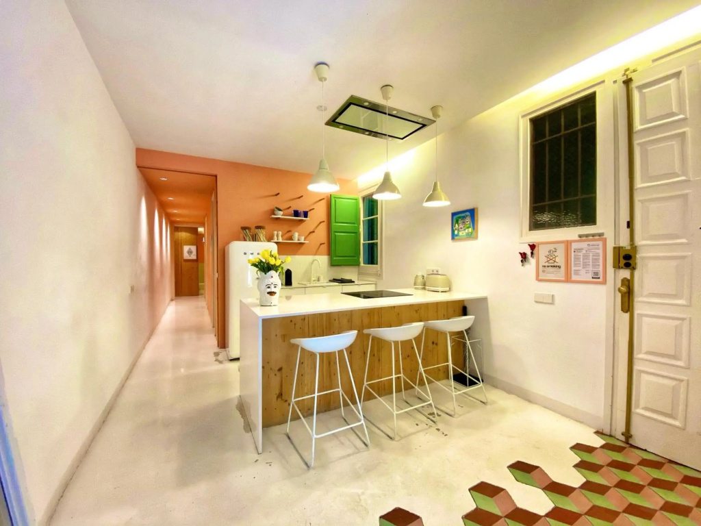 Tyche apartment