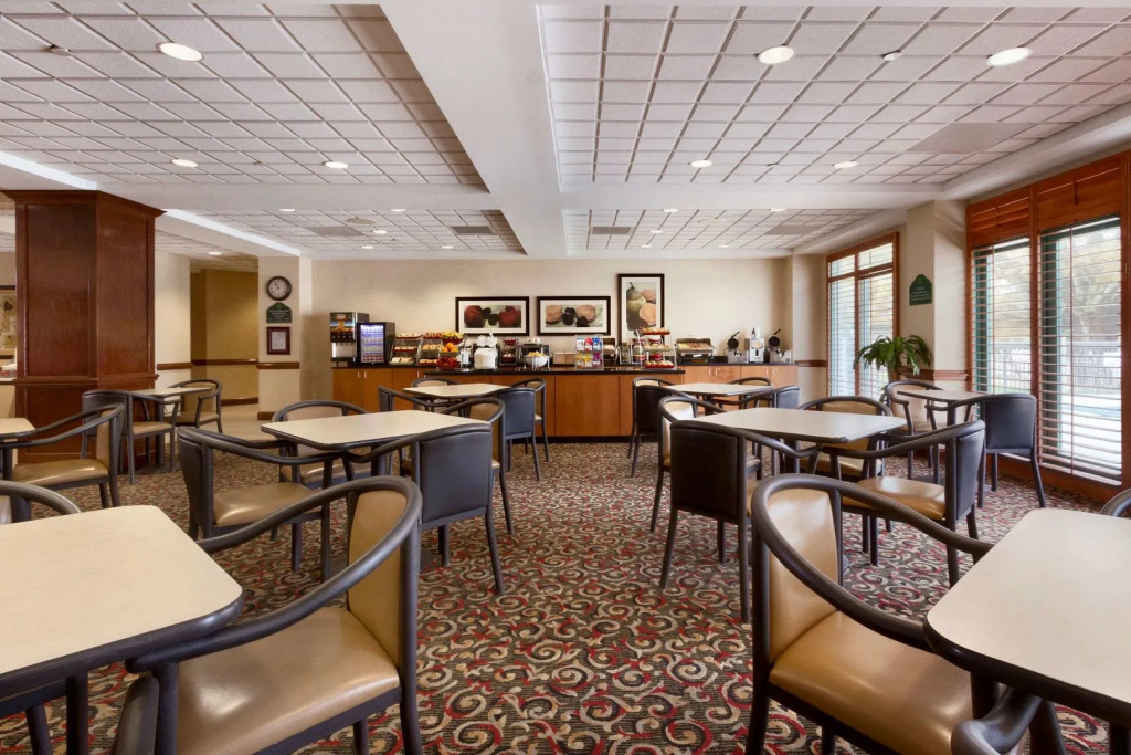Spark By Hilton Charlotte Tyvola I-77