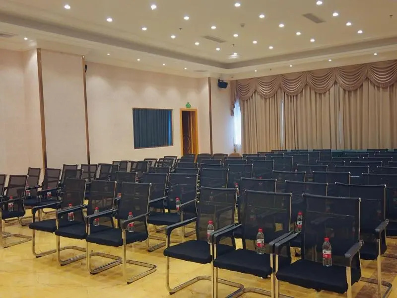 Vienna Hotel Guangdong Shaoguan Nanxiong Time Square