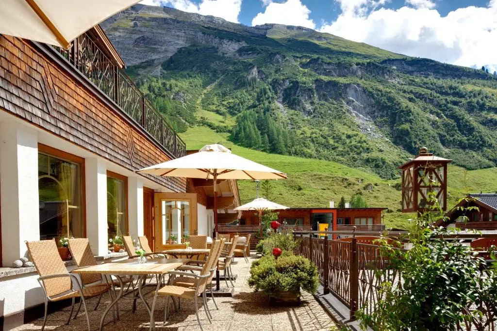 Hotel Berghof Crystal Spa & Sports