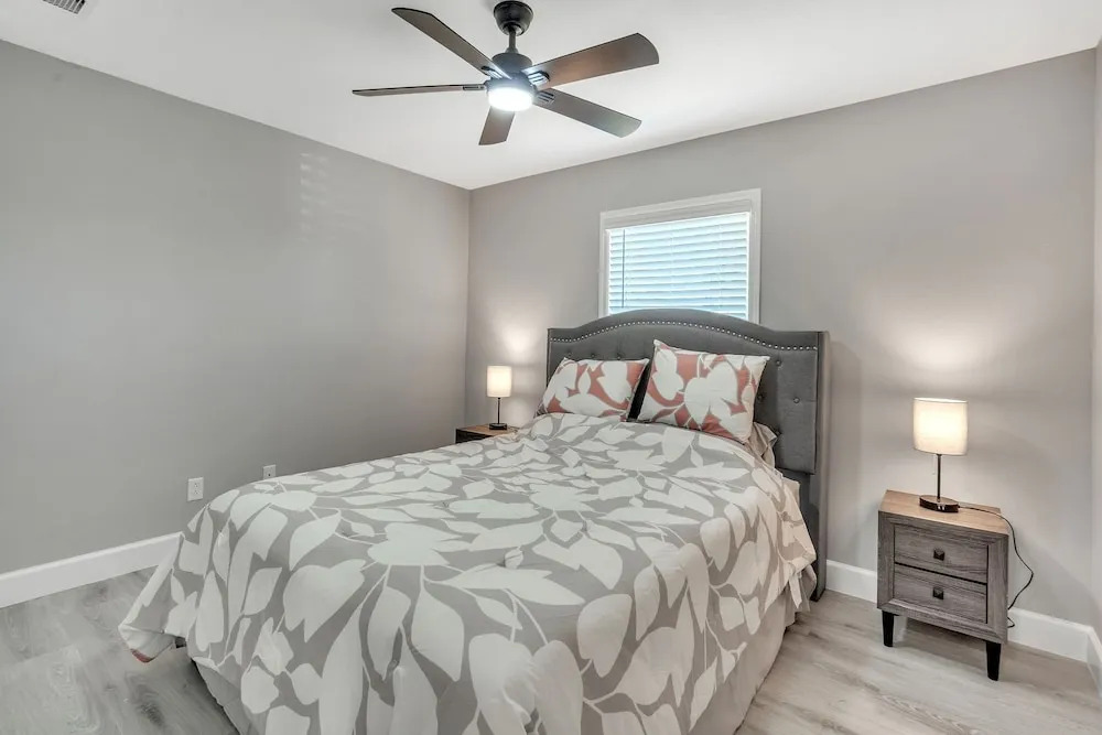 Serenity Haven: New Pool Home Near Englewood Beach 4 Bedroom Home by RedAwning