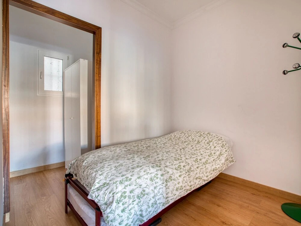 Snug Apartment in Sevilla near Plaza del Cabildo