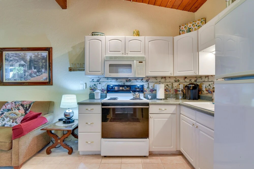 Great for Business Travelers! Peaceful Aloha Unit