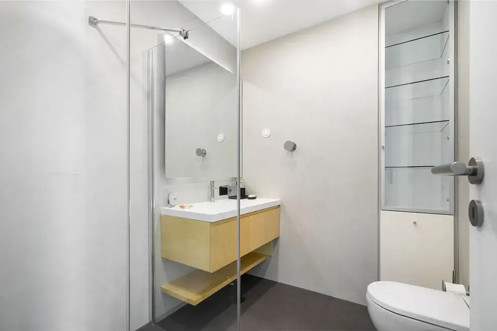 Bachelor Pad In The Sky: Great For Digital Nomads & Remote Workers