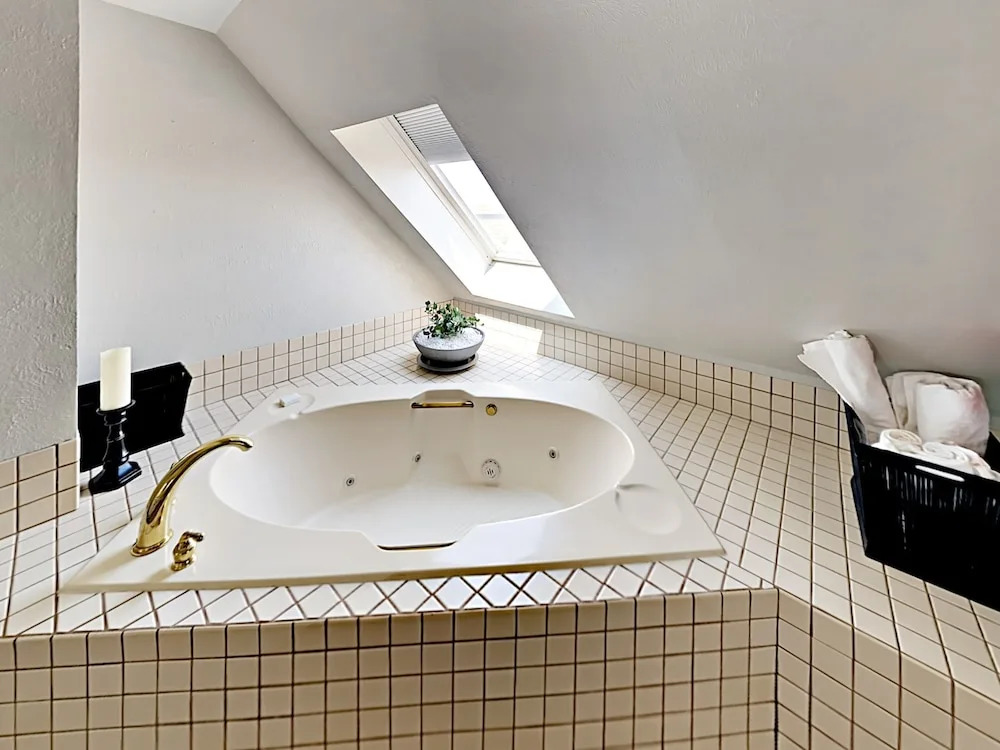 1415 Lowell Avenue Mountain Lodge Condo #362 3 Bedrooms 3 Bathrooms Co