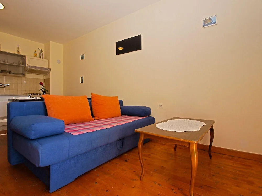 Apartments Antica 1371