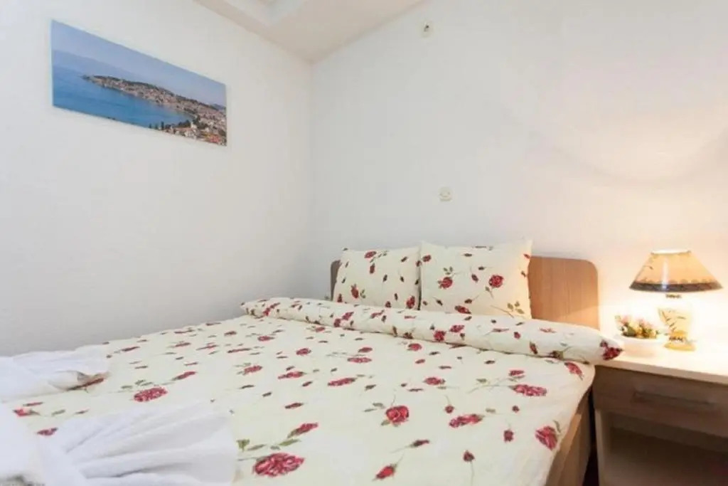 Apartments Tomic