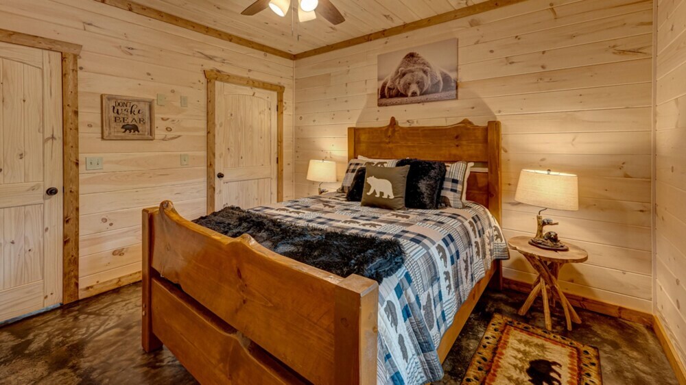 A Cozy Corner Cabin by Escape to Blue Ridge
