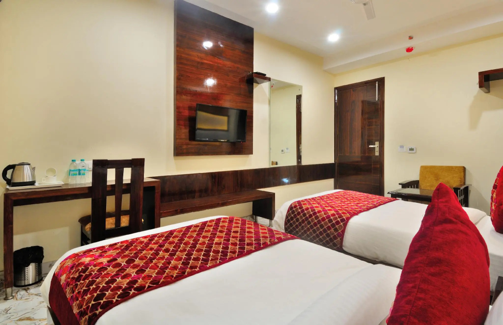 The Grand Uddhav New Delhi