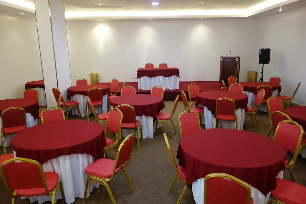 Grand Tayba Hotel