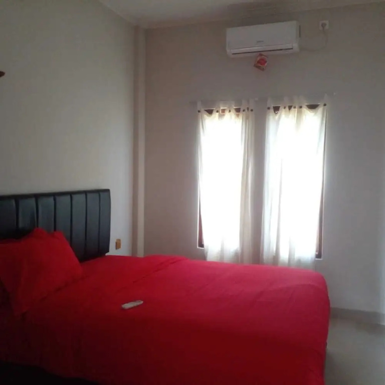 Lembunai Home Stay