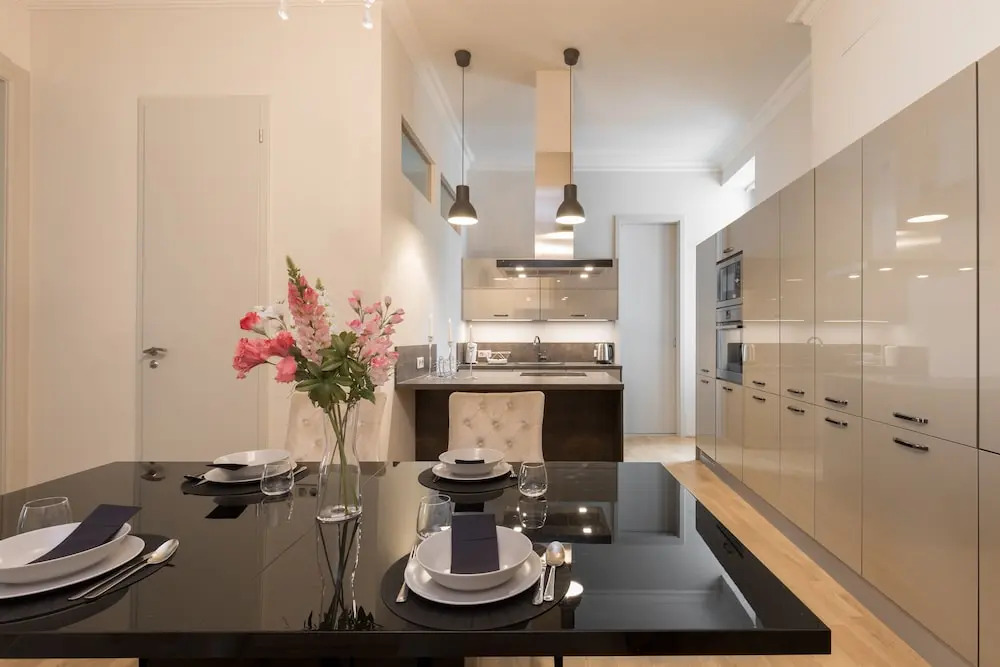Luxury and Style Grand Apartment