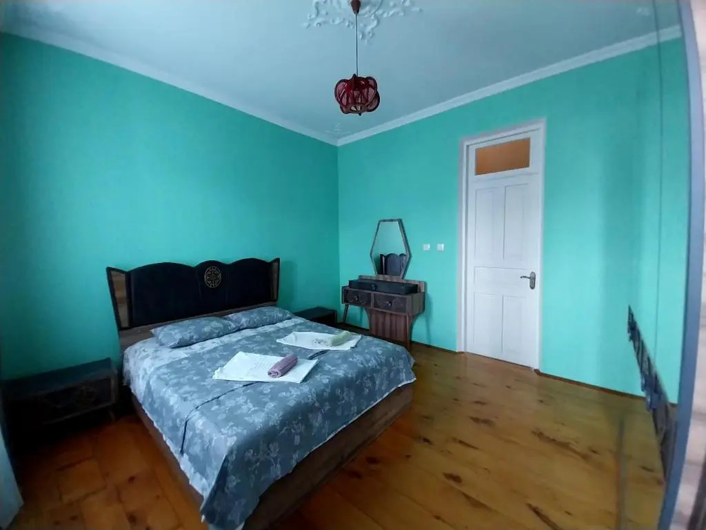 Lana's Guest House