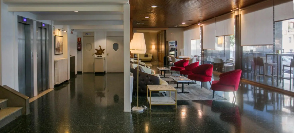 Hotel Reconquista
