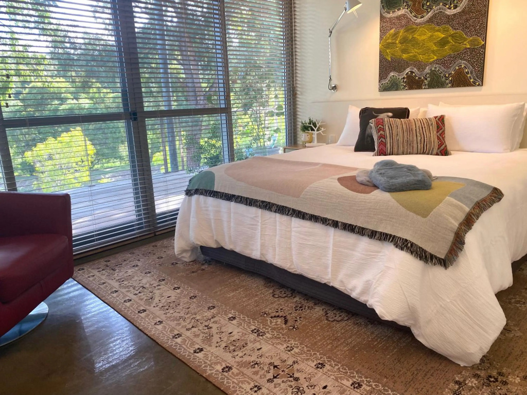 Moriarty Studio - perfect couples retreat