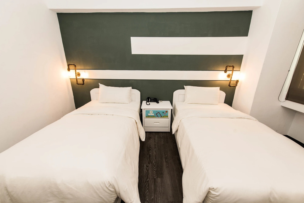 Traveller Inn - Mido Hotel