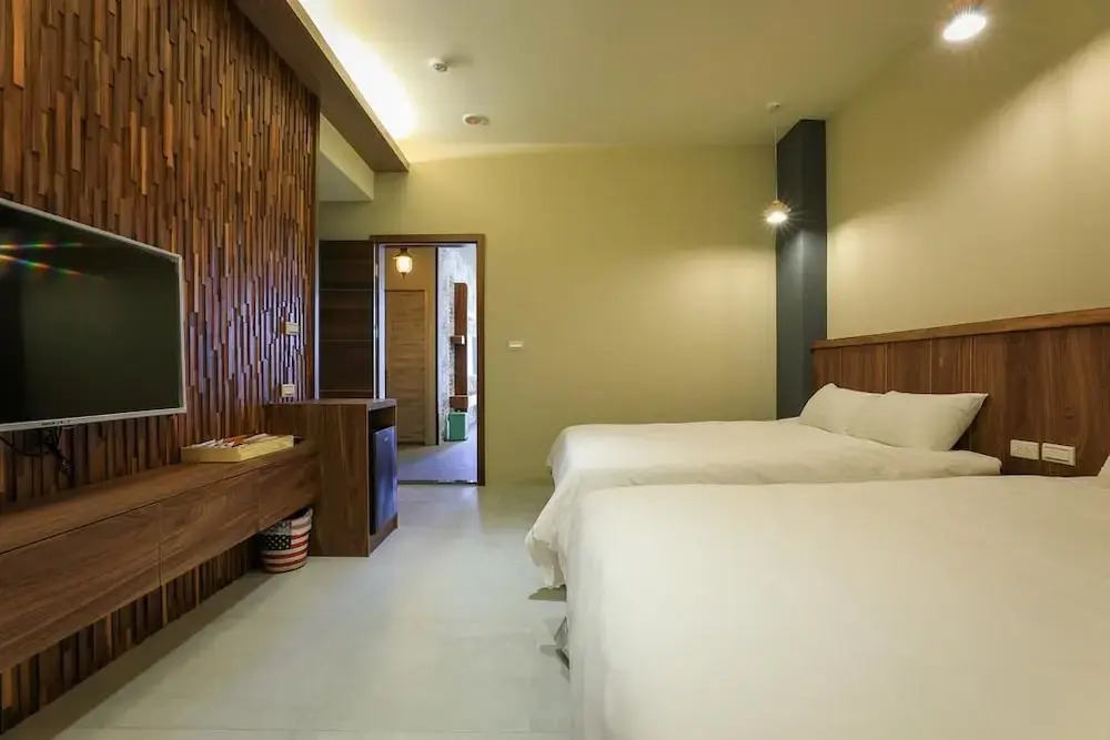 Sharp B&B