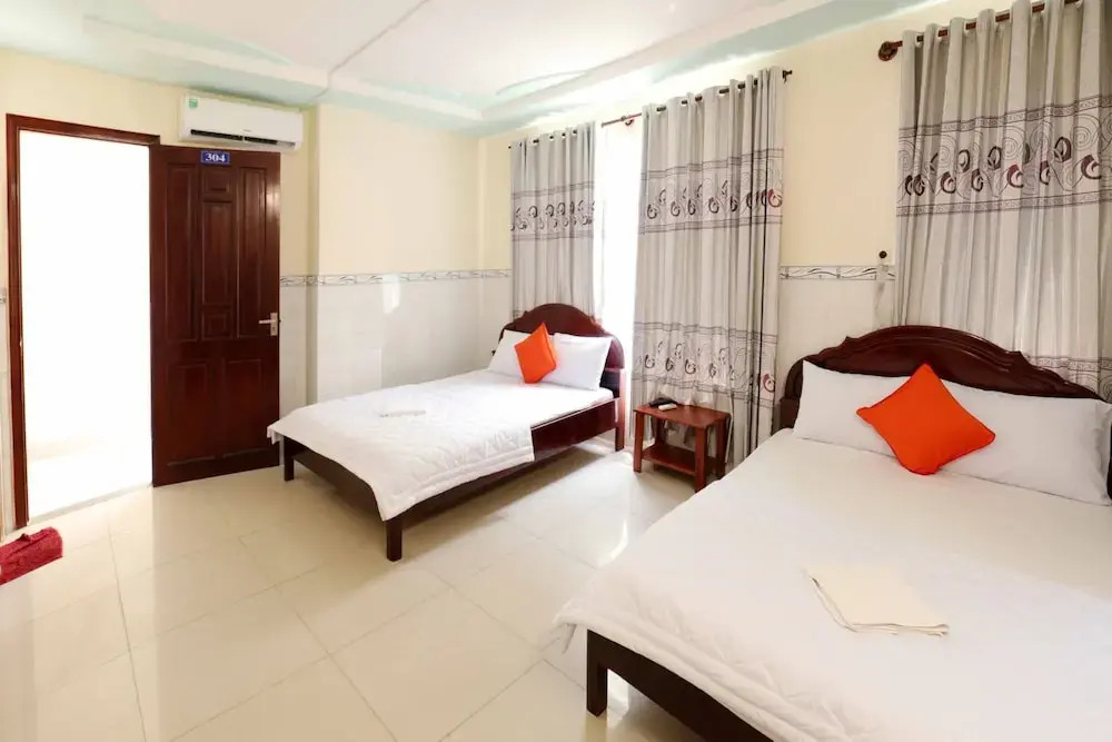 Cam Binh Hotel