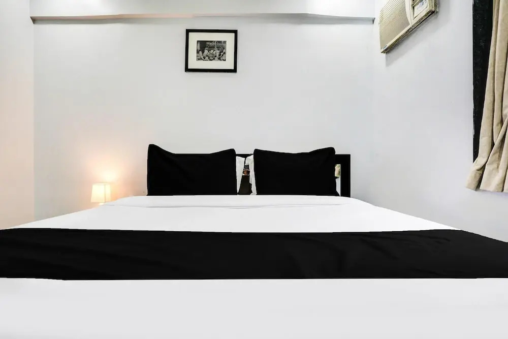 Townhouse Andheri Near Mumbai Airport We Stay