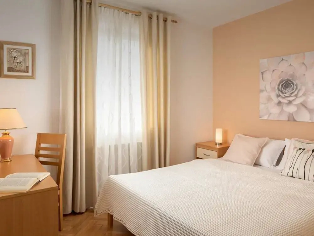 Villa Rosy Comfortable Holiday Residence