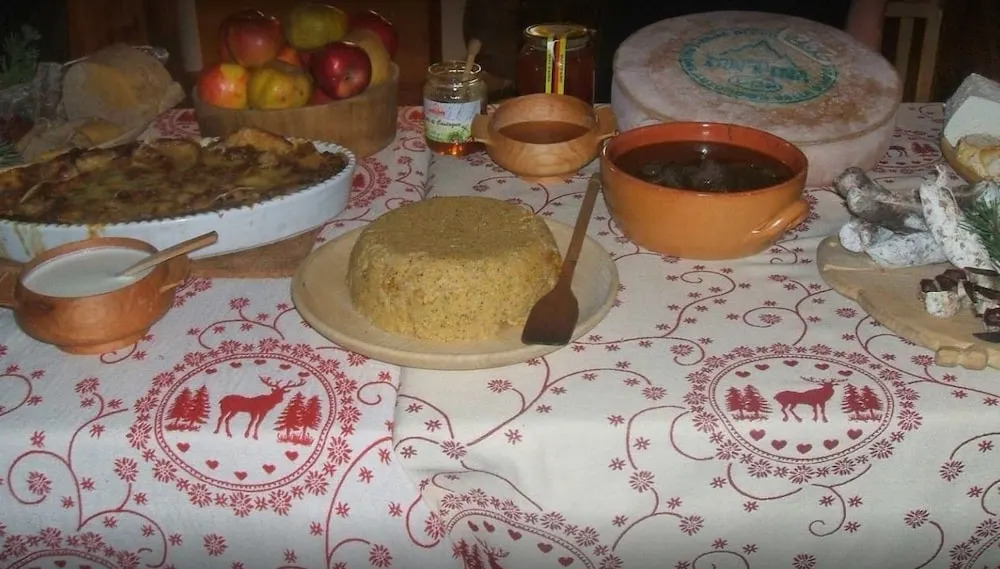 Lavese' Ostello con Ristoro