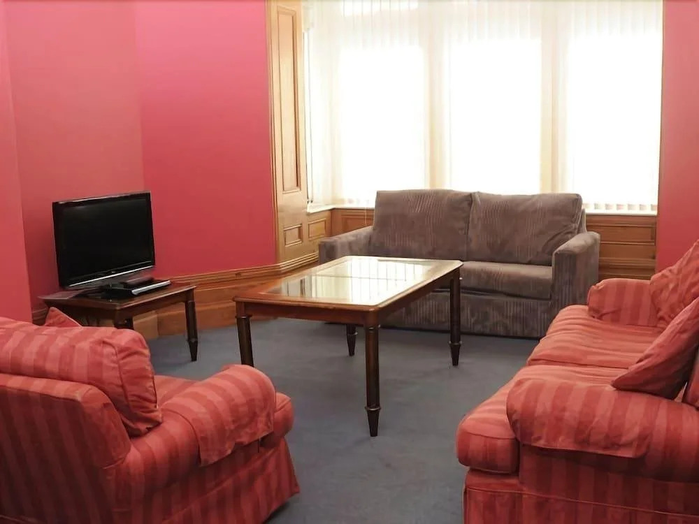 Flat 5 Cardiff