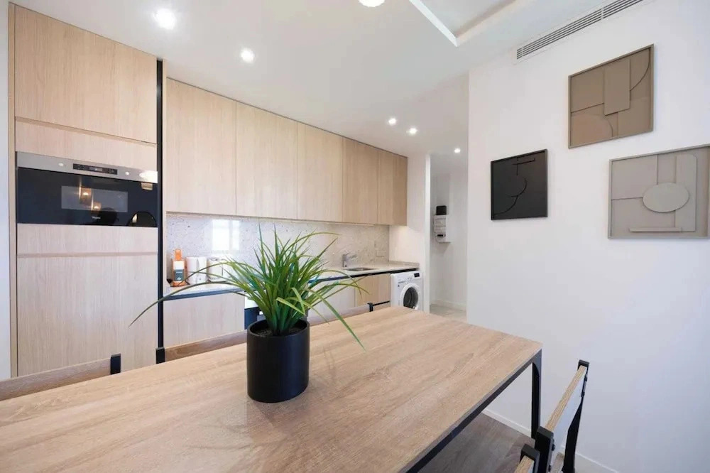 Charming Apartment - 2bdr/6p - Saint Tropez/port
