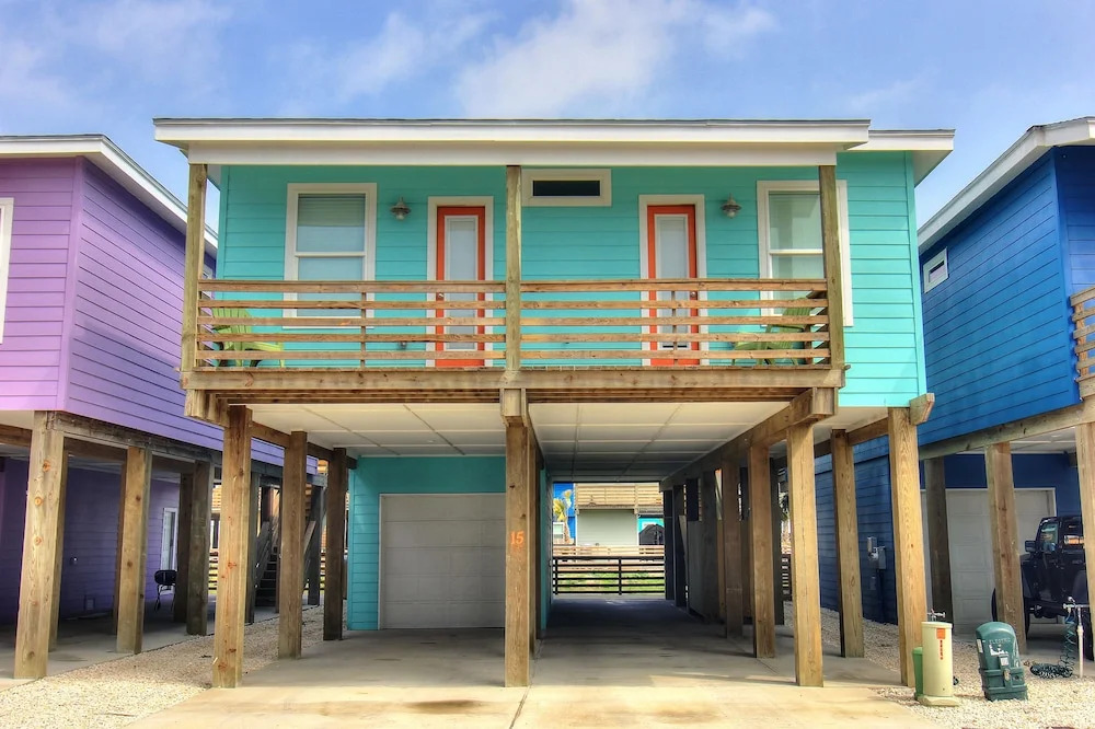 Feelin' Nauti - Four Bedroom Townhome