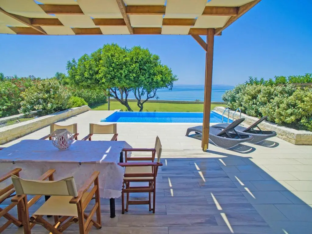 Mary Beach villas