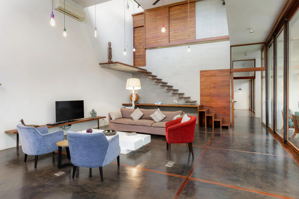 Modern 5 bedroom central pool villa - Rose Apple Residences
