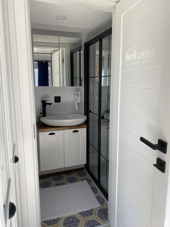 Lavira Tiny House Village