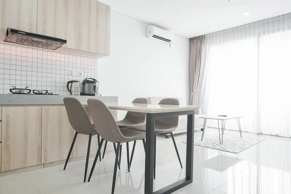 Comfortable And High Floor 1Br Paddington Heights Apartment