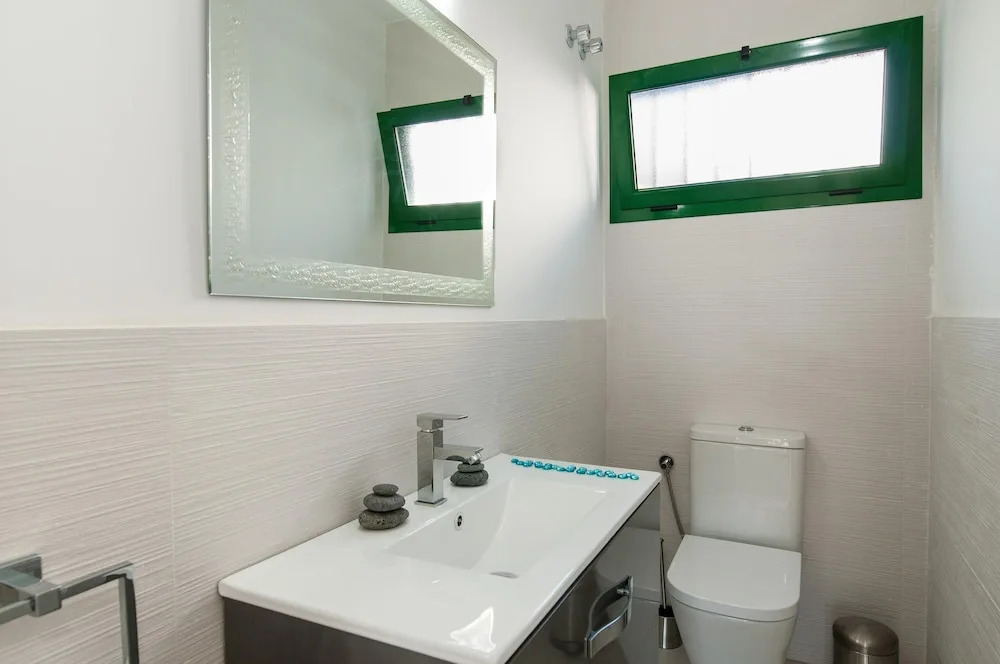 Beachfront Apartment Las Burras FA03 by VillaGranCanaria